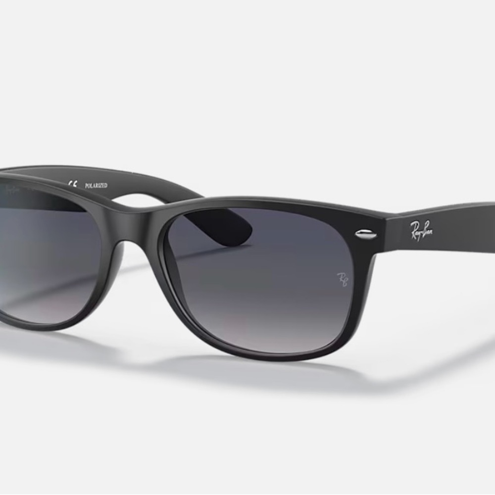 Ray-Ban Classic Black Sunglasses